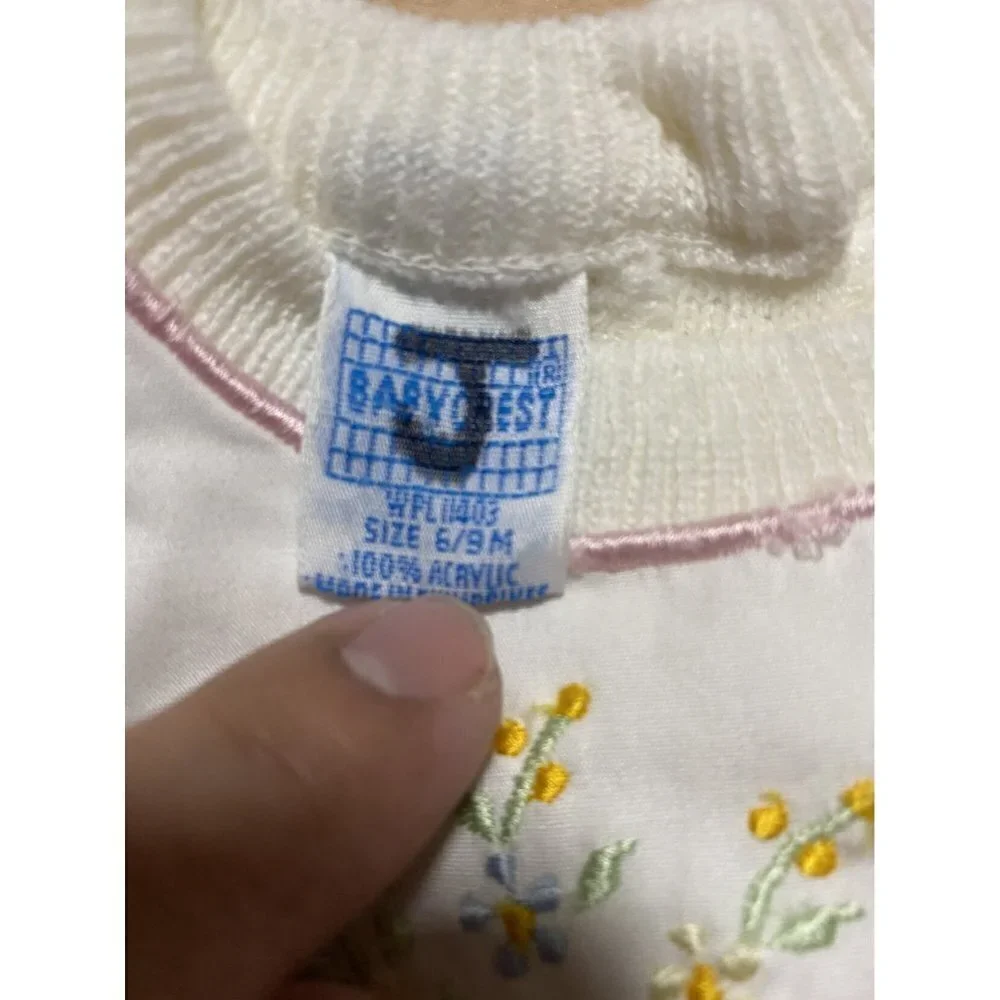 Vintage Baby Crest Two Piece Knitted Sweater And Pants Girl Size 6-9 Months